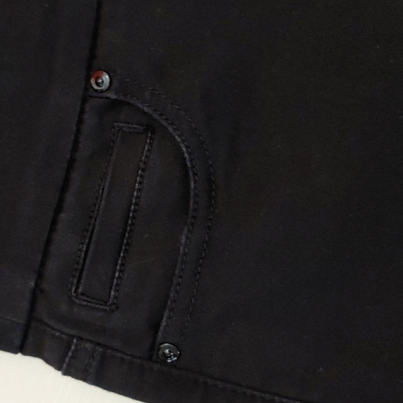 Westbound Women's Size 6 Pull on Shorts - Picture 5 of 8